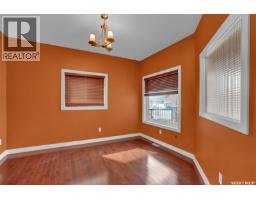 Living room - 6033 Little Pine Loop, Regina, SK S4X0H5 Photo 13