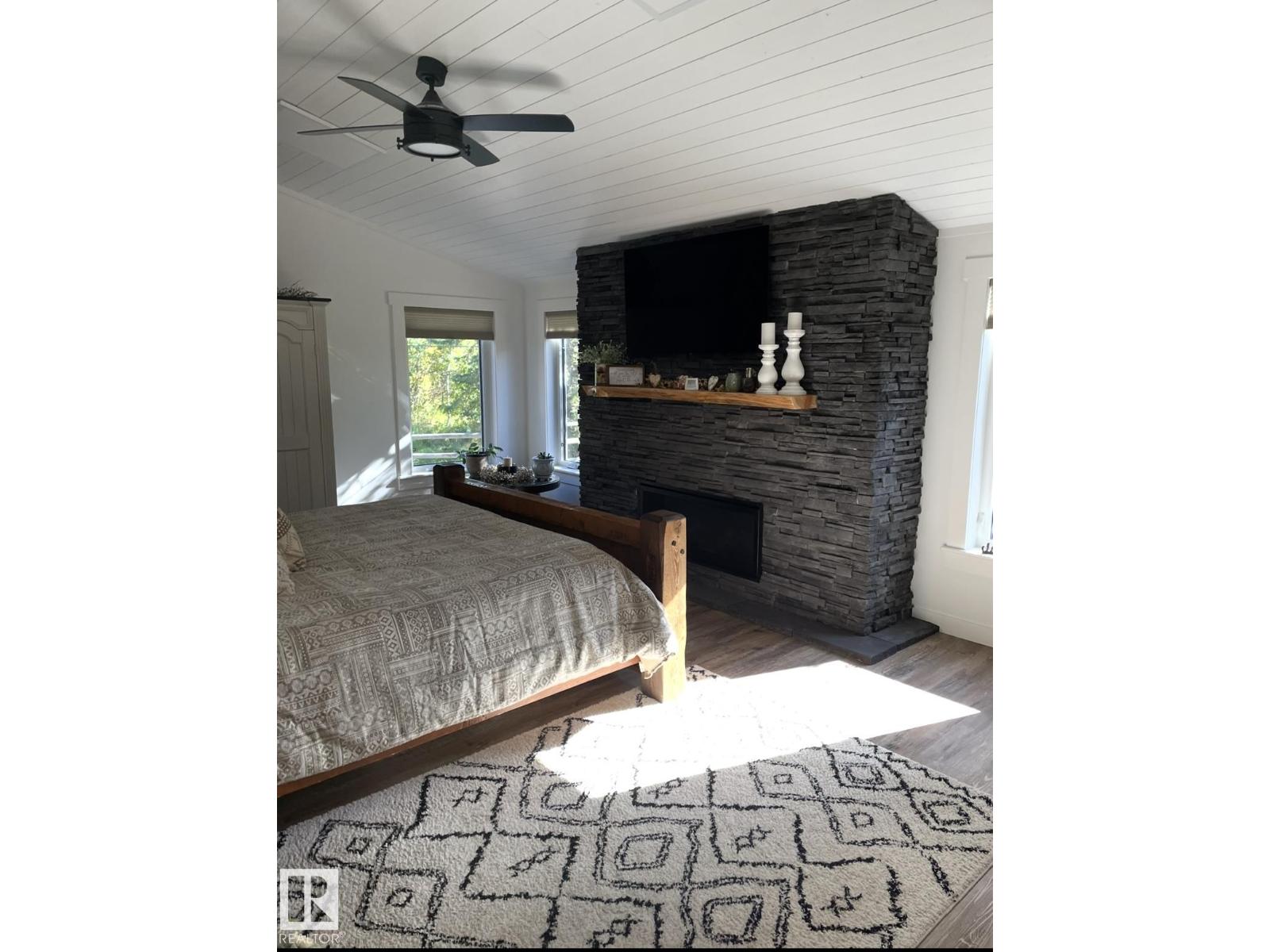 70037 HWY 13 - 10
