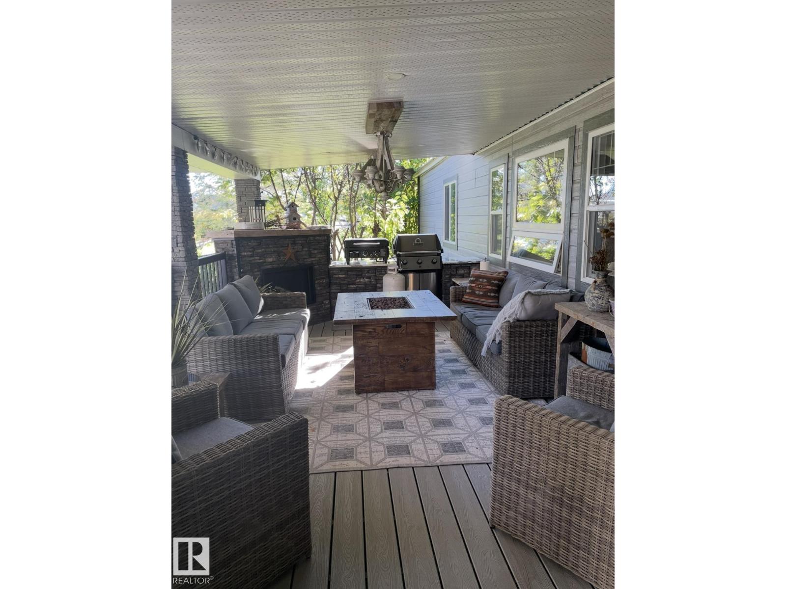 70037 HWY 13 - 23