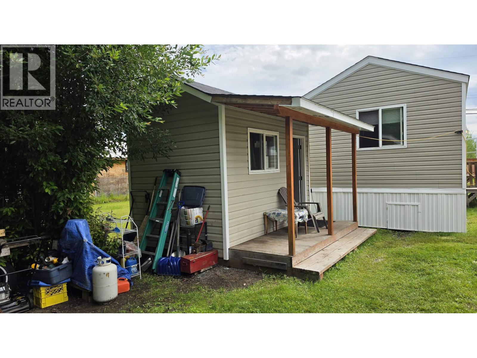 2755 GUNN ROAD - 7