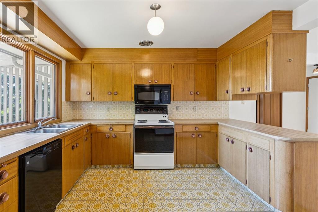 1731 12 Avenue NW - 9