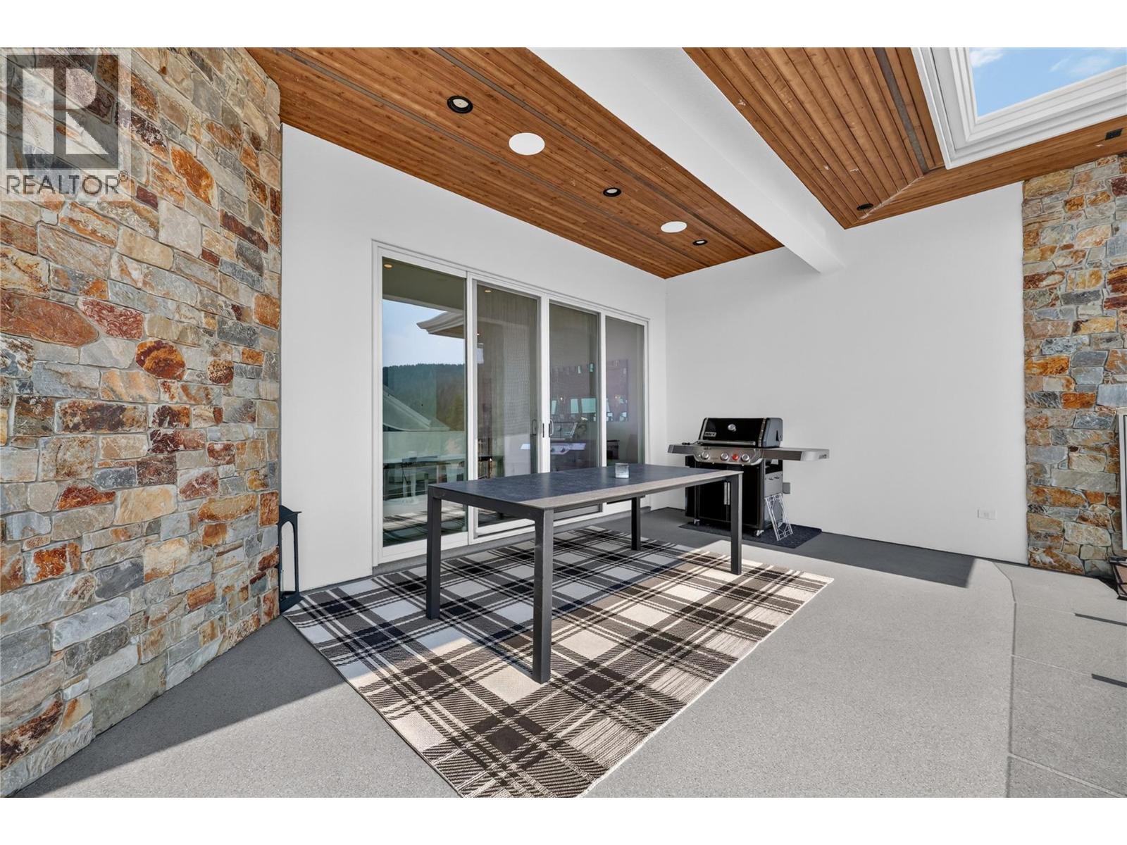  1610 Granite Road, Lake Country