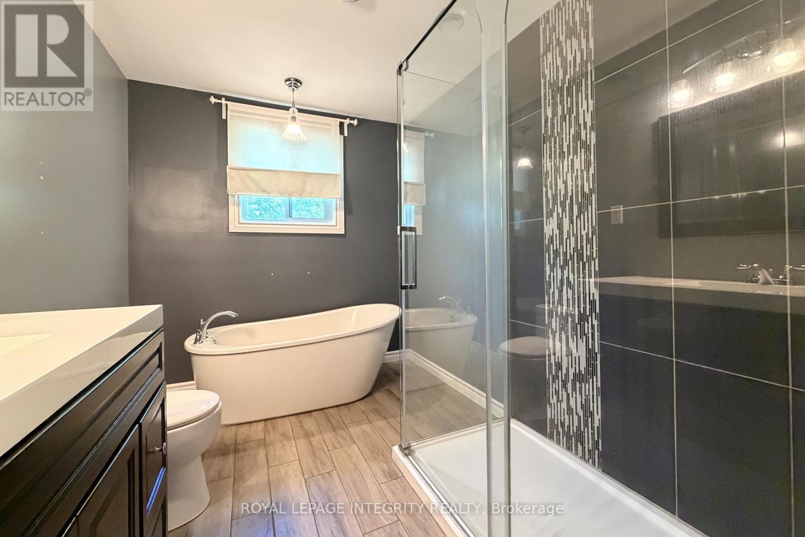 5 Bed, 2 Bath House for Sale in Ottawa – 6330 ROTHBOURNE ROAD, Ottawa – MLS# X13631996 - Image 24