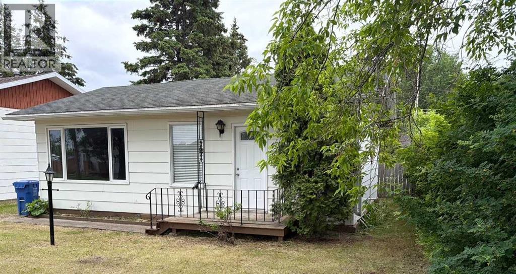 4705 53 Avenue - 2
