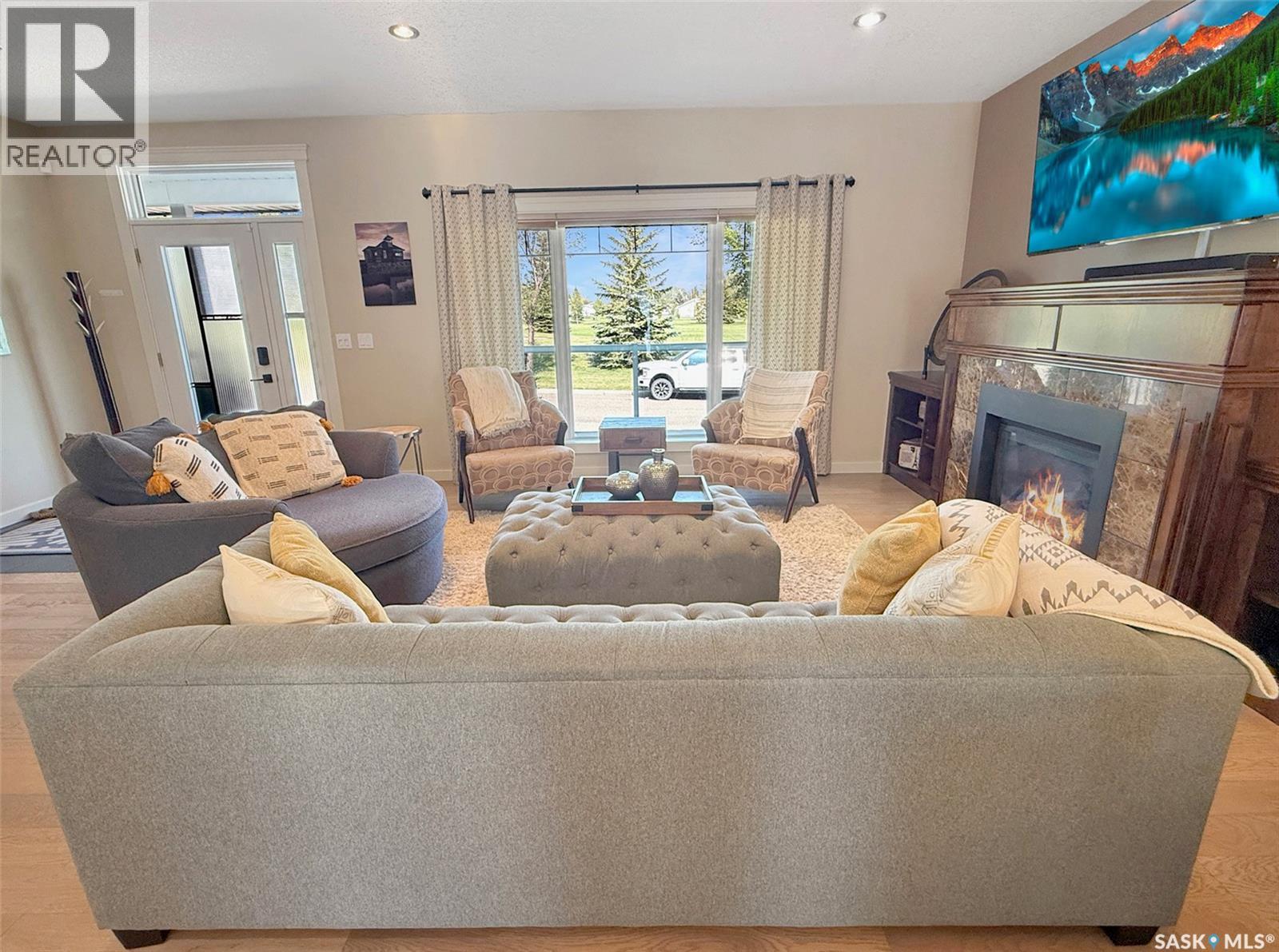 702 Cooper DRIVE - Image 5