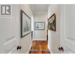 2202 - 183 Wellington Street W, Toronto, ON M5V0A1 Photo 10
