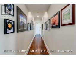 2202 - 183 Wellington Street W, Toronto, ON M5V0A1 Photo 8