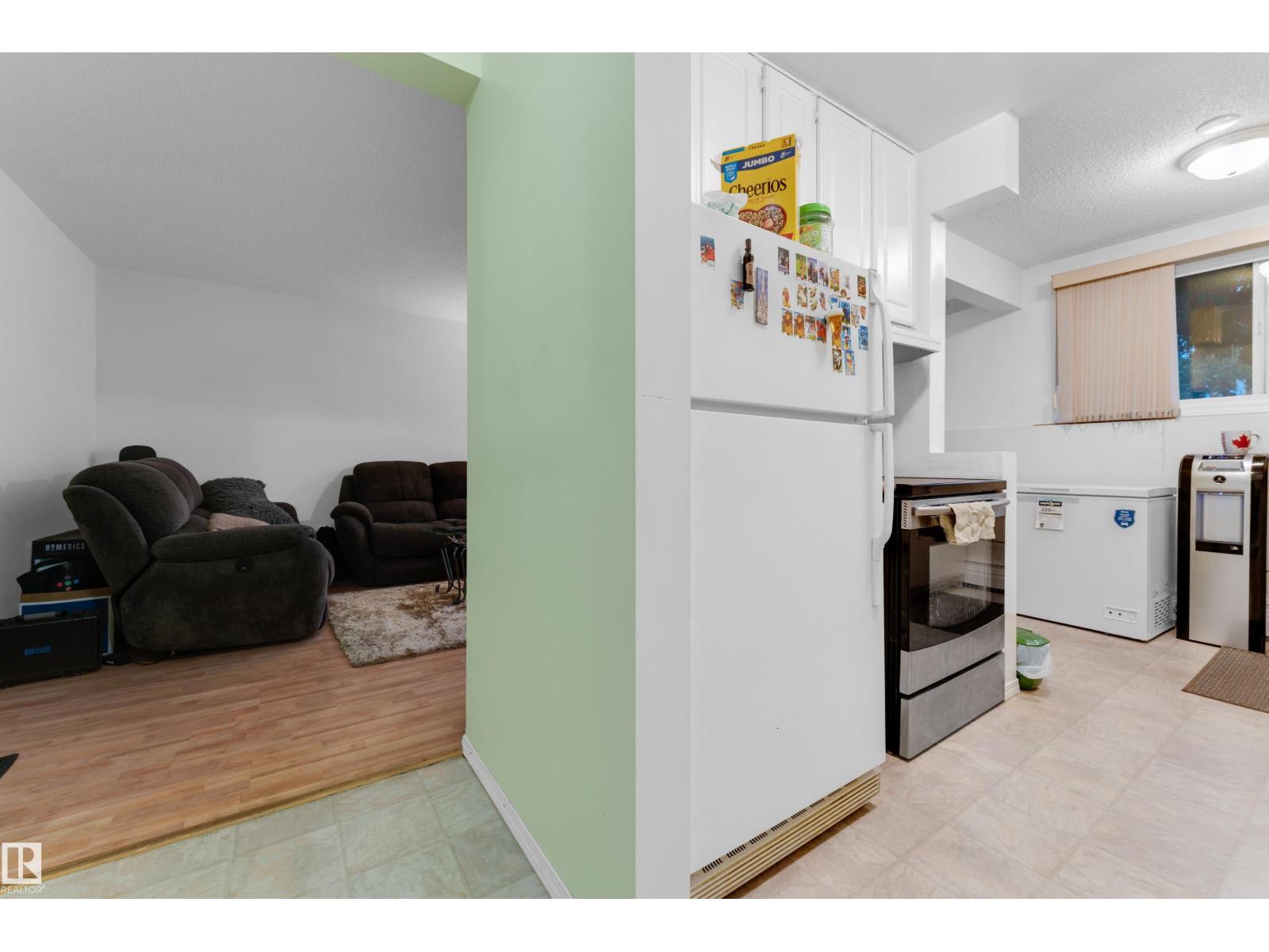 #104 11445 41 AV NW - 17