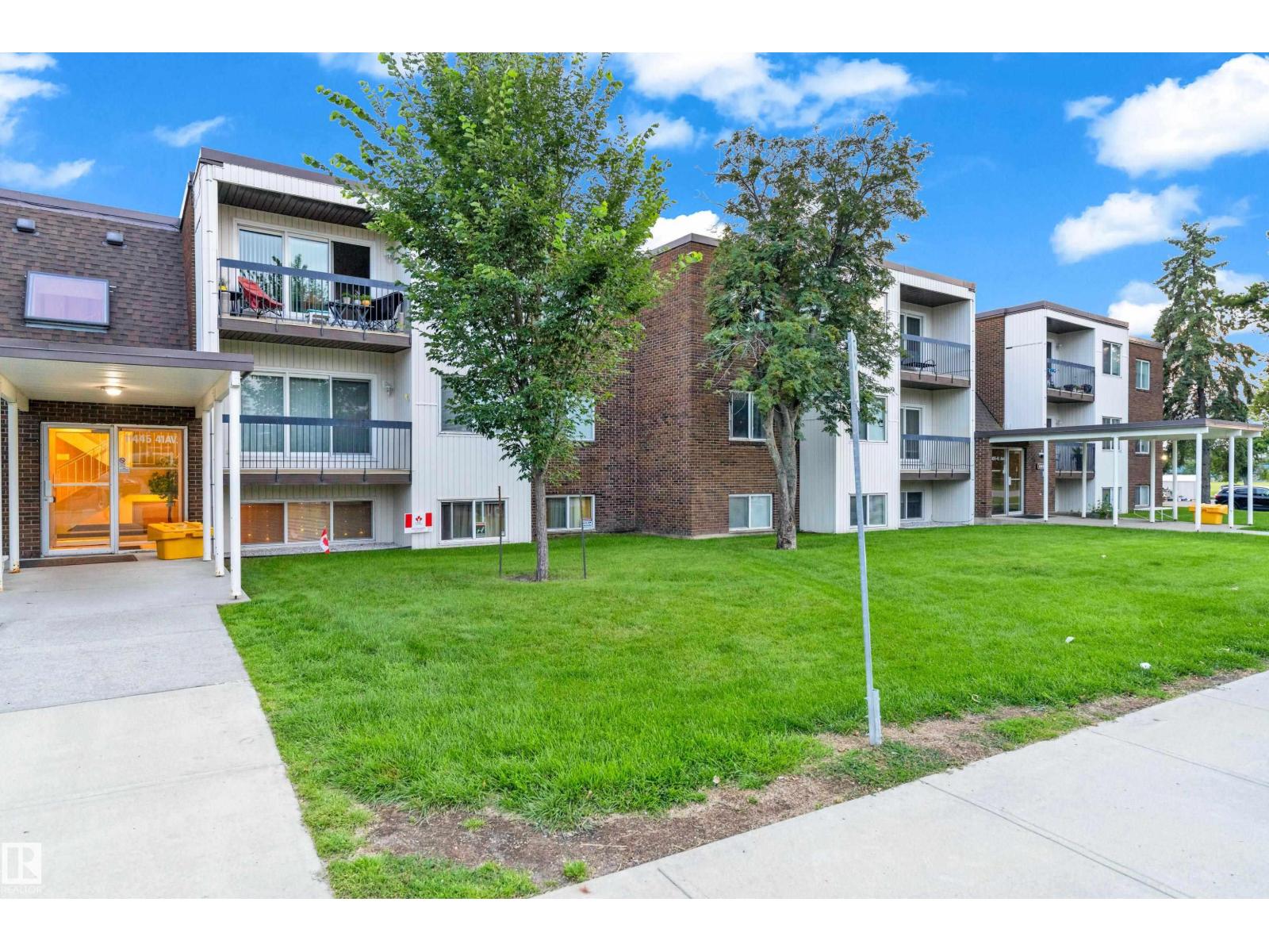 #104 11445 41 AV NW - Image 20