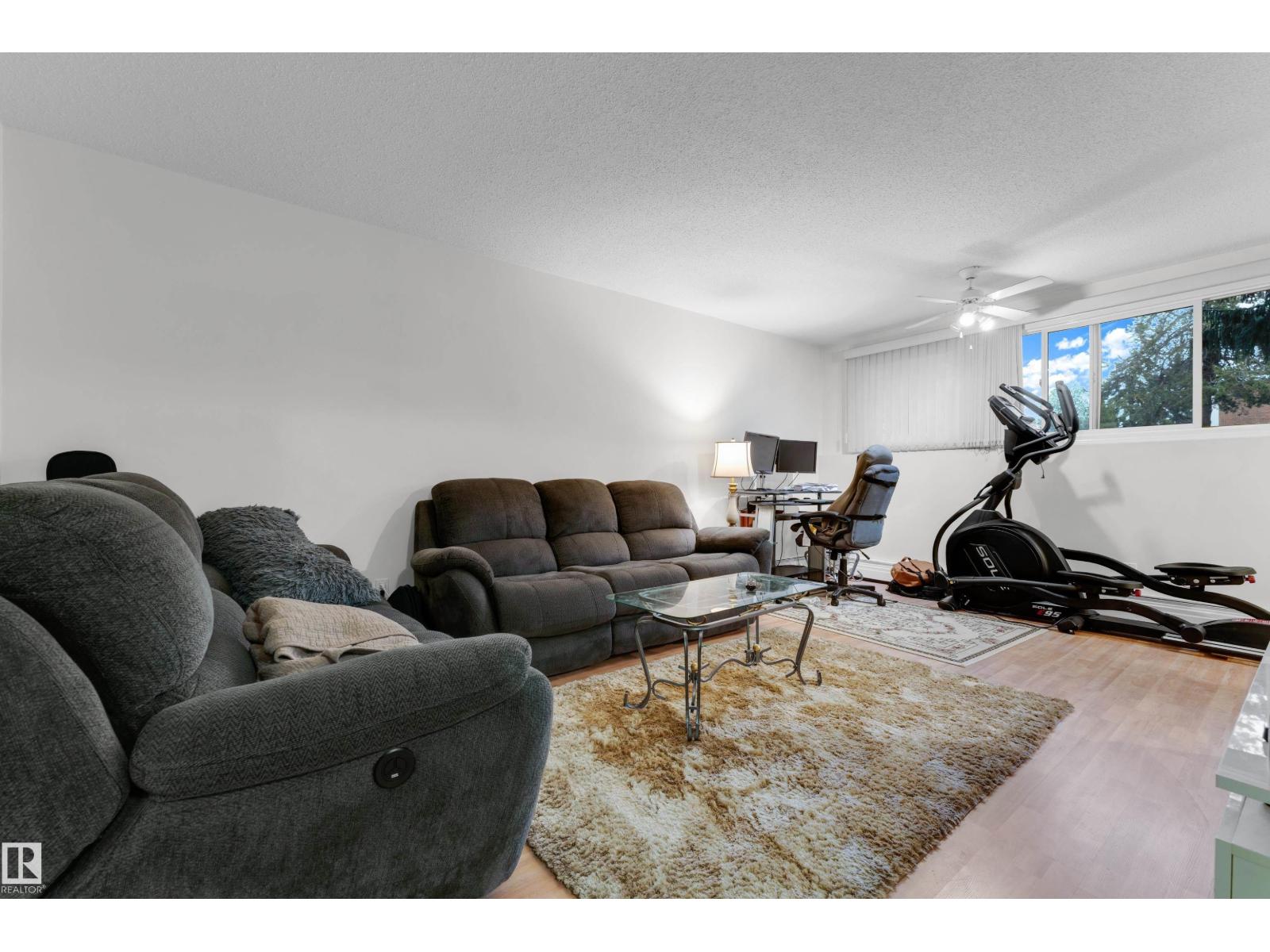 #104 11445 41 AV NW, Royal Gardens (Edmonton), Edmonton photo 5