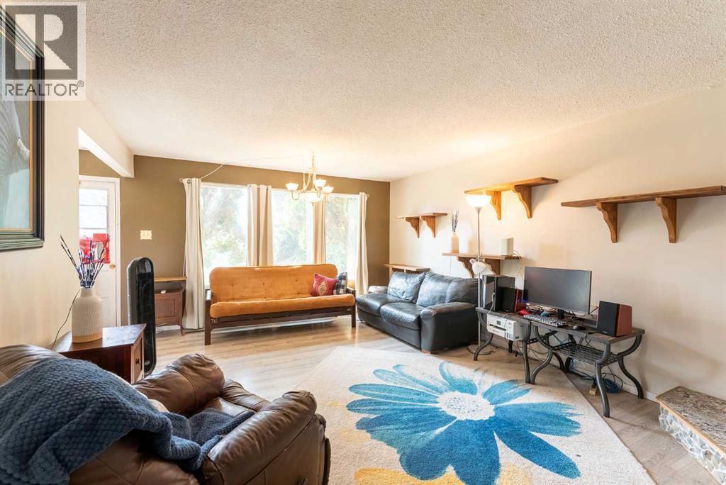 85 Park Meadows Boulevard N - Image 10