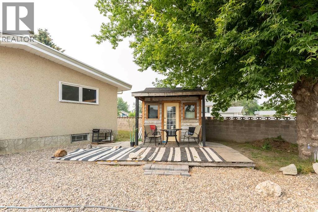 85 Park Meadows Boulevard N - 28