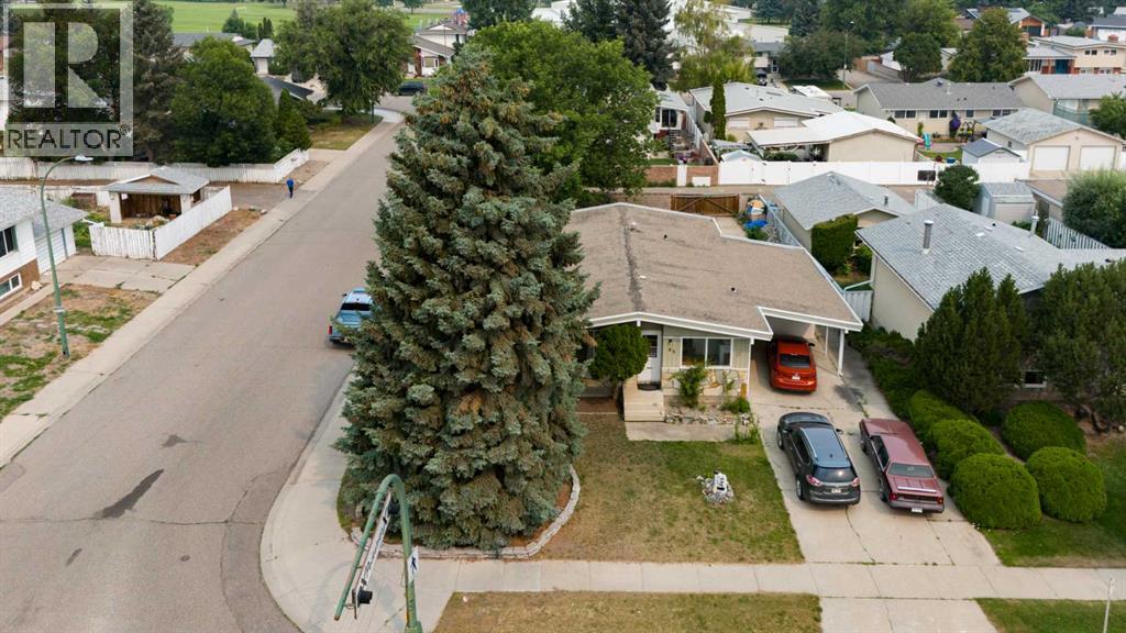 85 Park Meadows Boulevard N - Image 33
