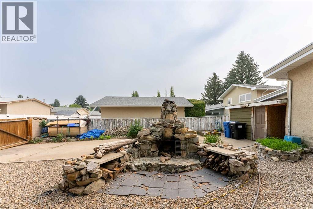 85 Park Meadows Boulevard N - Image 29