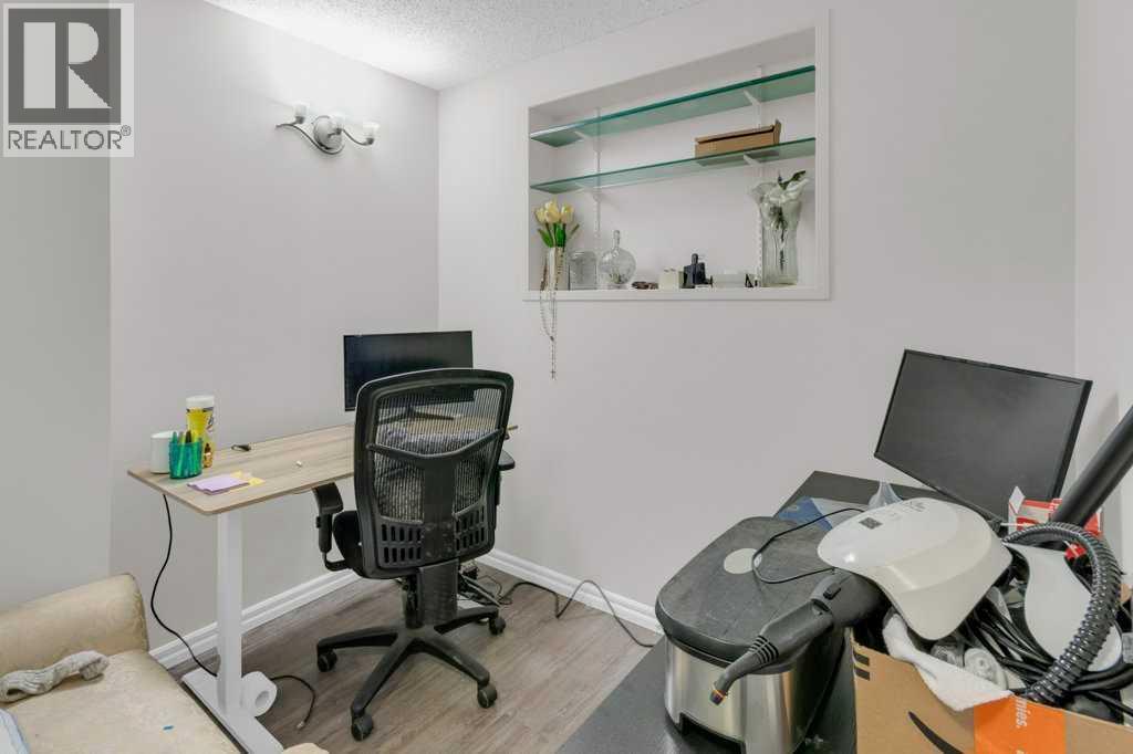 171 Erin Mount Place SE - 11
