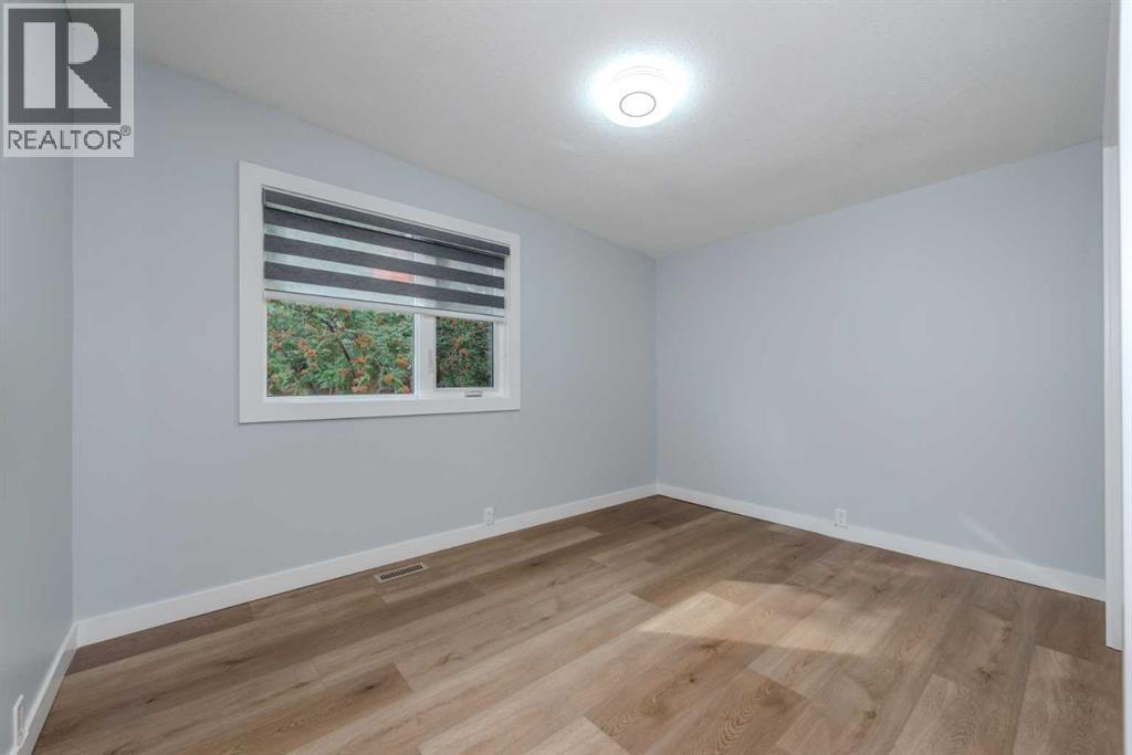 5655 Dalhousie Drive NW - Image 14