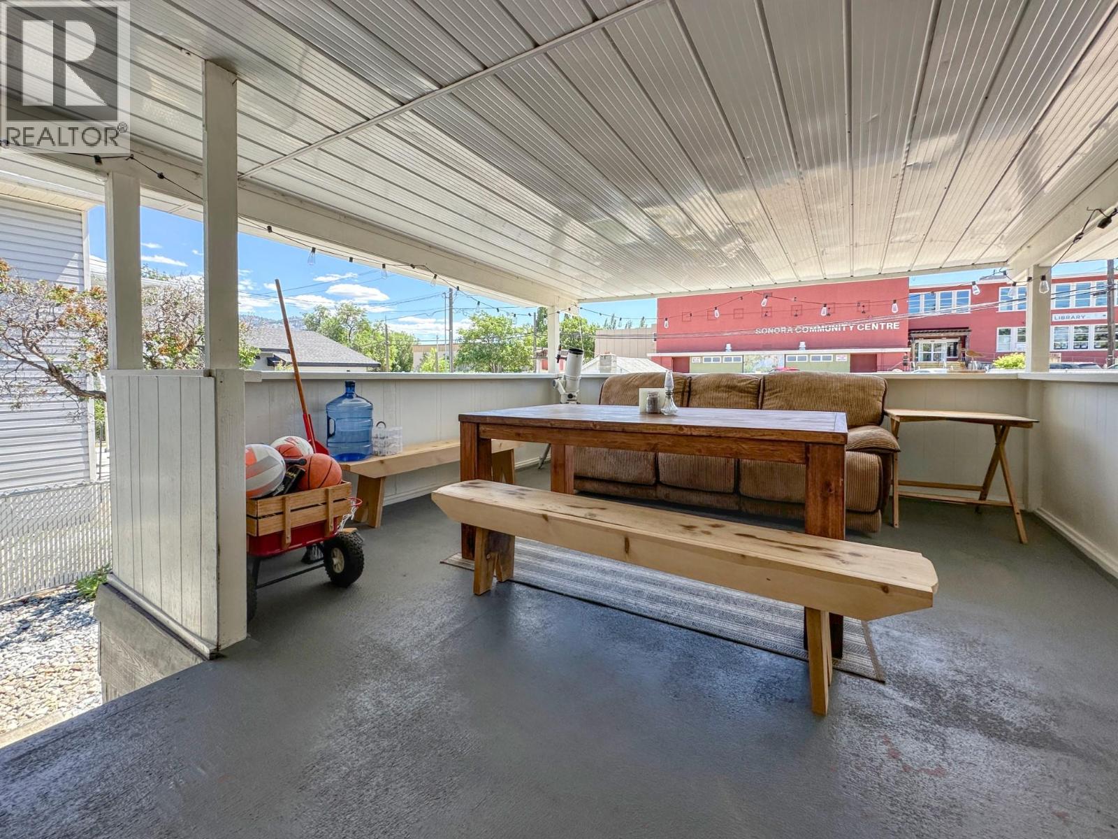 8505 70TH Avenue - 11