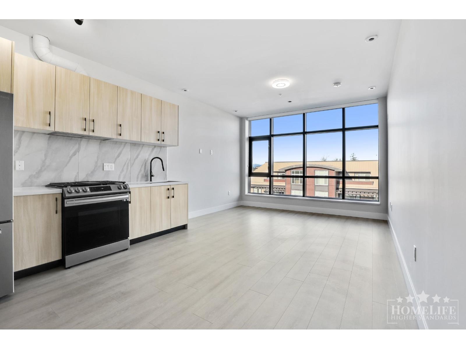 313 14858 60 AVENUE