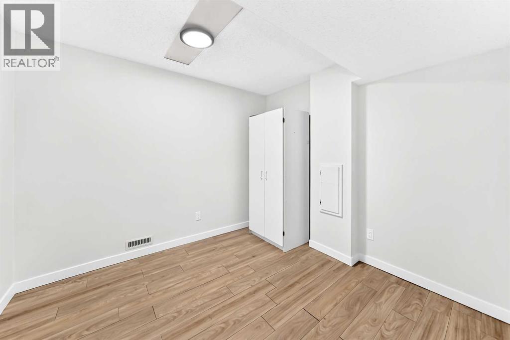 28 Whiteram Close NE - Image 39