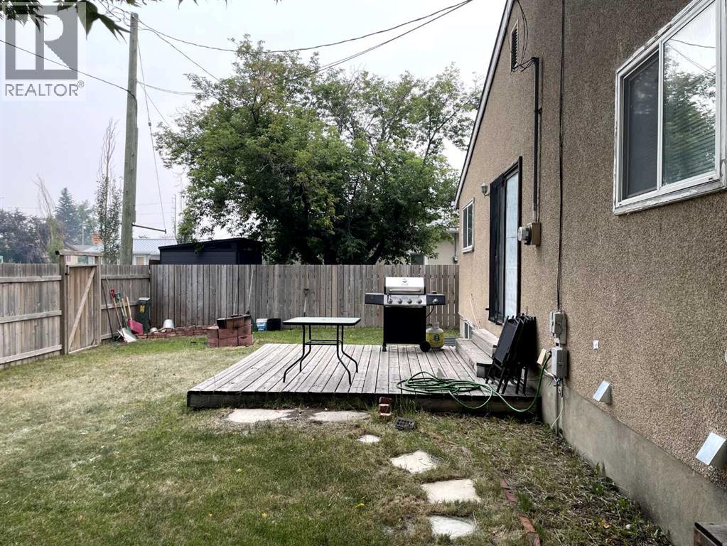 1611 Olympia Drive SE - 20