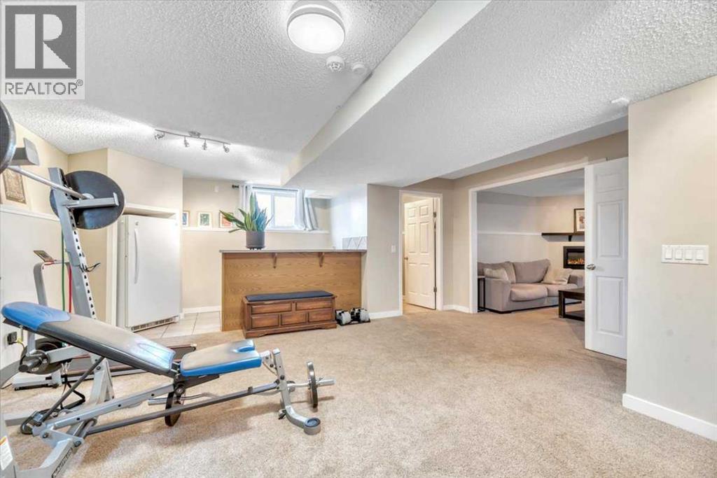 156 Aspen Creek Crescent - Image 30