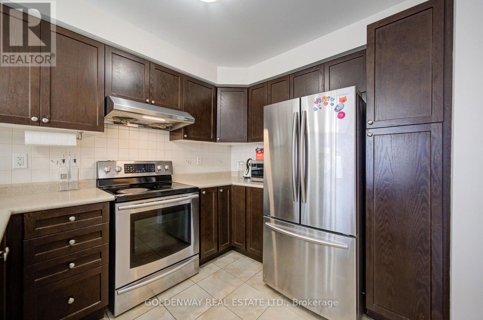 1433 RENNIE STREET - 15