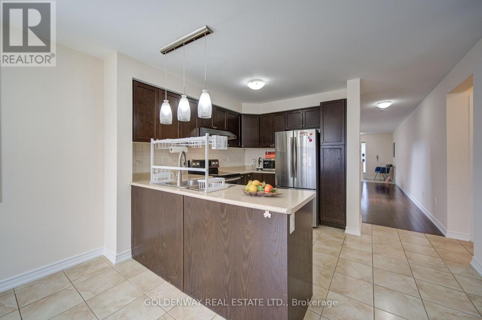 1433 RENNIE STREET - 17