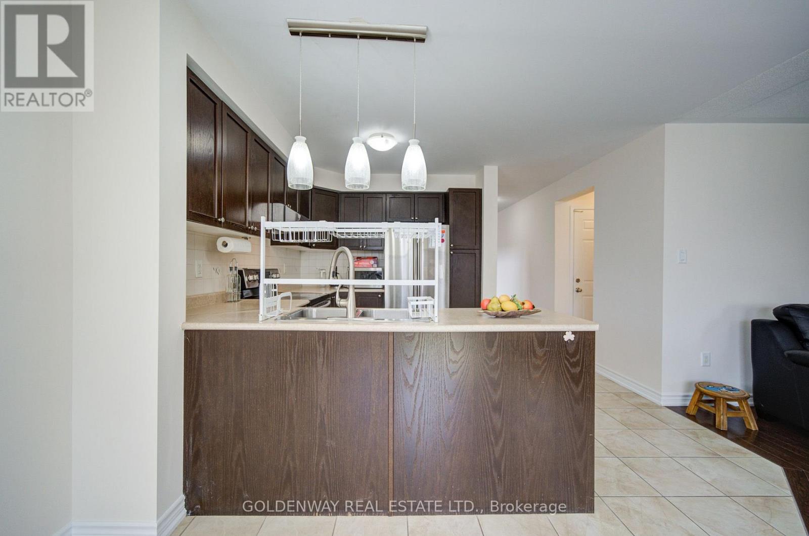 1433 RENNIE STREET - 18