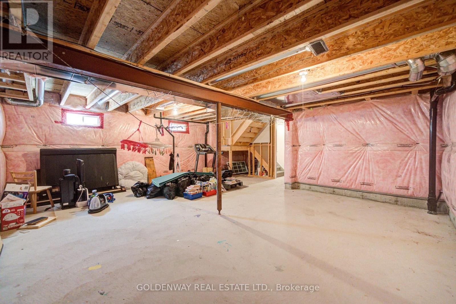 1433 RENNIE STREET - 41