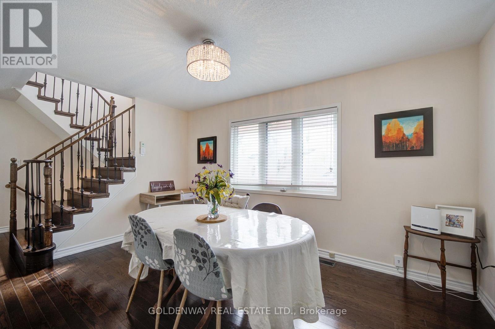1433 RENNIE STREET - 6