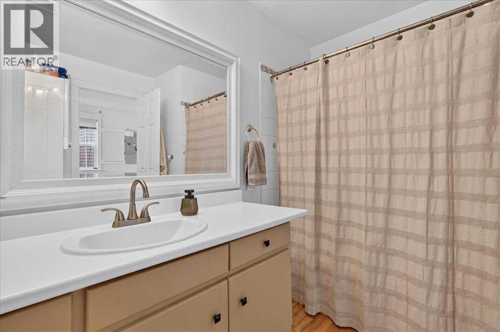 530 19 Avenue SW - Image 24