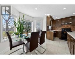 5pc Bathroom - 98 Hampstead Circle Nw, Calgary, AB T3A5P1 Photo 9