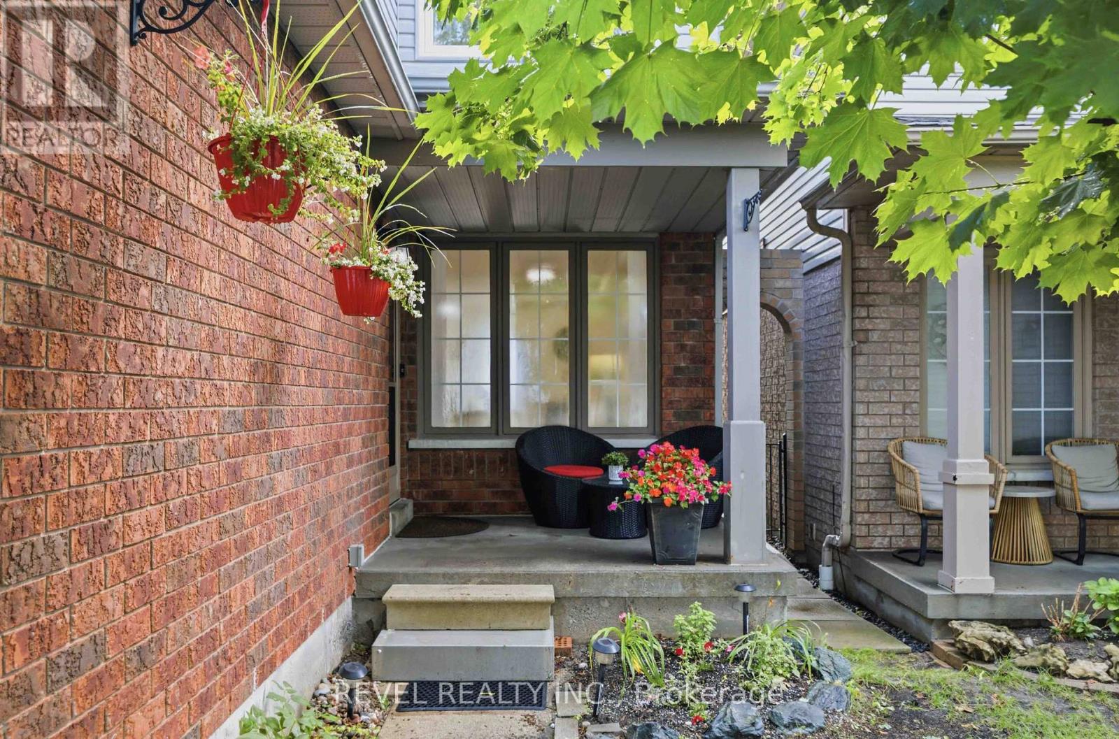 56 GREENGROVE WAY, Whitby (Rolling Acres) — photo 2