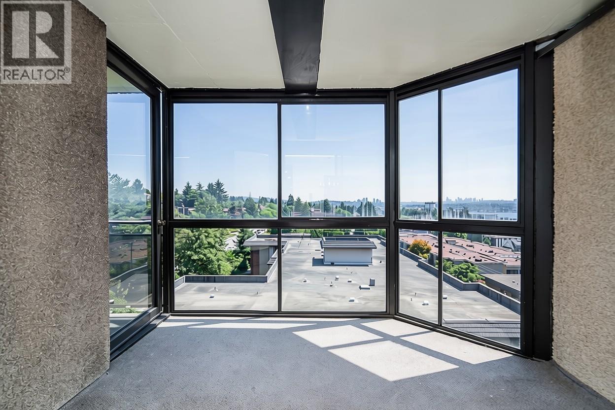 Thumbnail 13