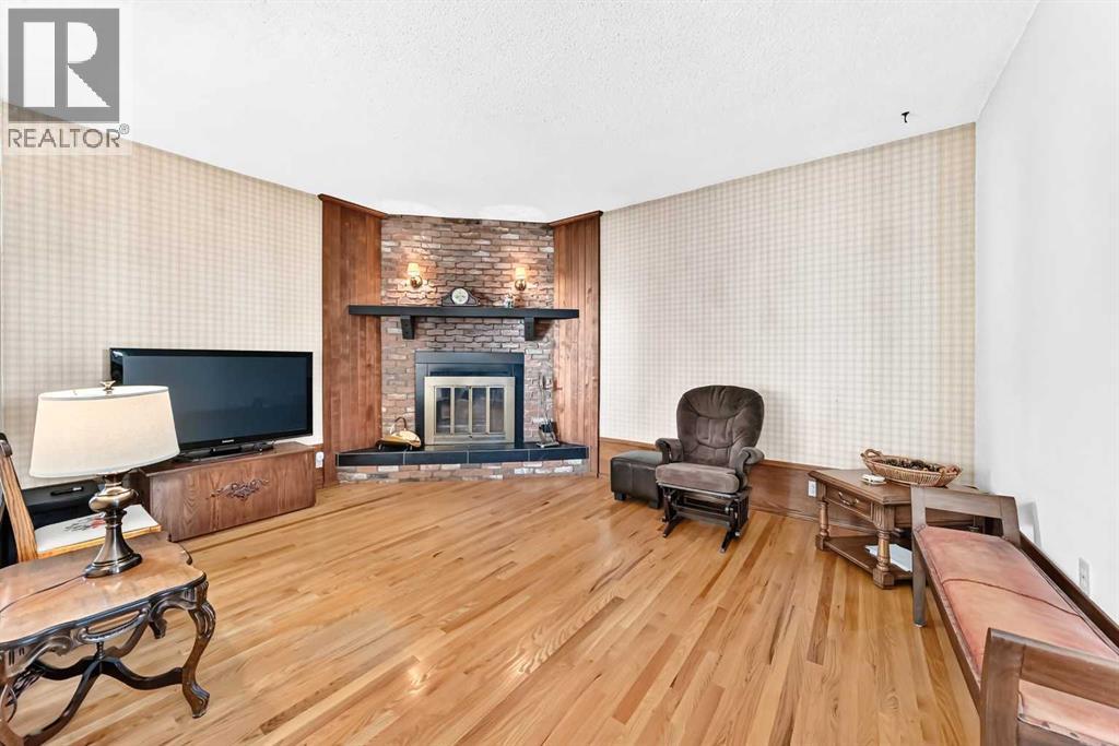 3 43 Avenue Close, Lacombe