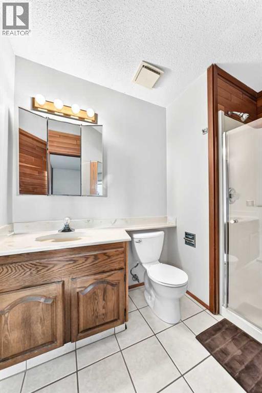 3 43 Avenue Close, Lacombe