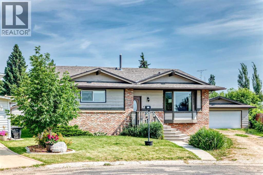 3 43 Avenue Close, Lacombe