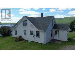 Bedroom - 9596 105 Highway, Whycocomagh, NS B0E3M0 Photo 10