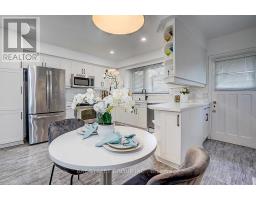 336 Betty Ann Drive, Toronto, ON M2R1B3 Photo 17