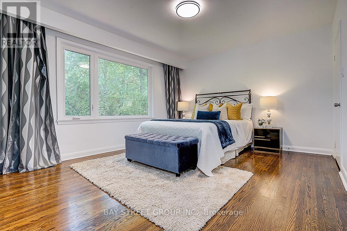 336 BETTY ANN DRIVE - 22