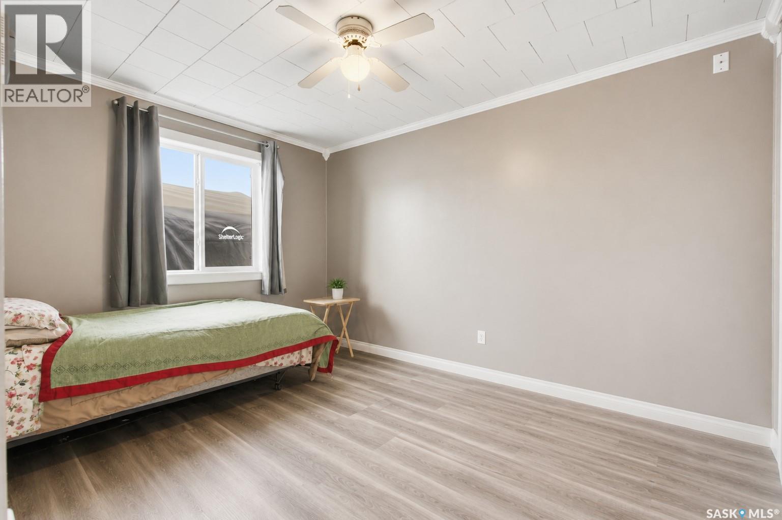 157 4th STREET W - 8