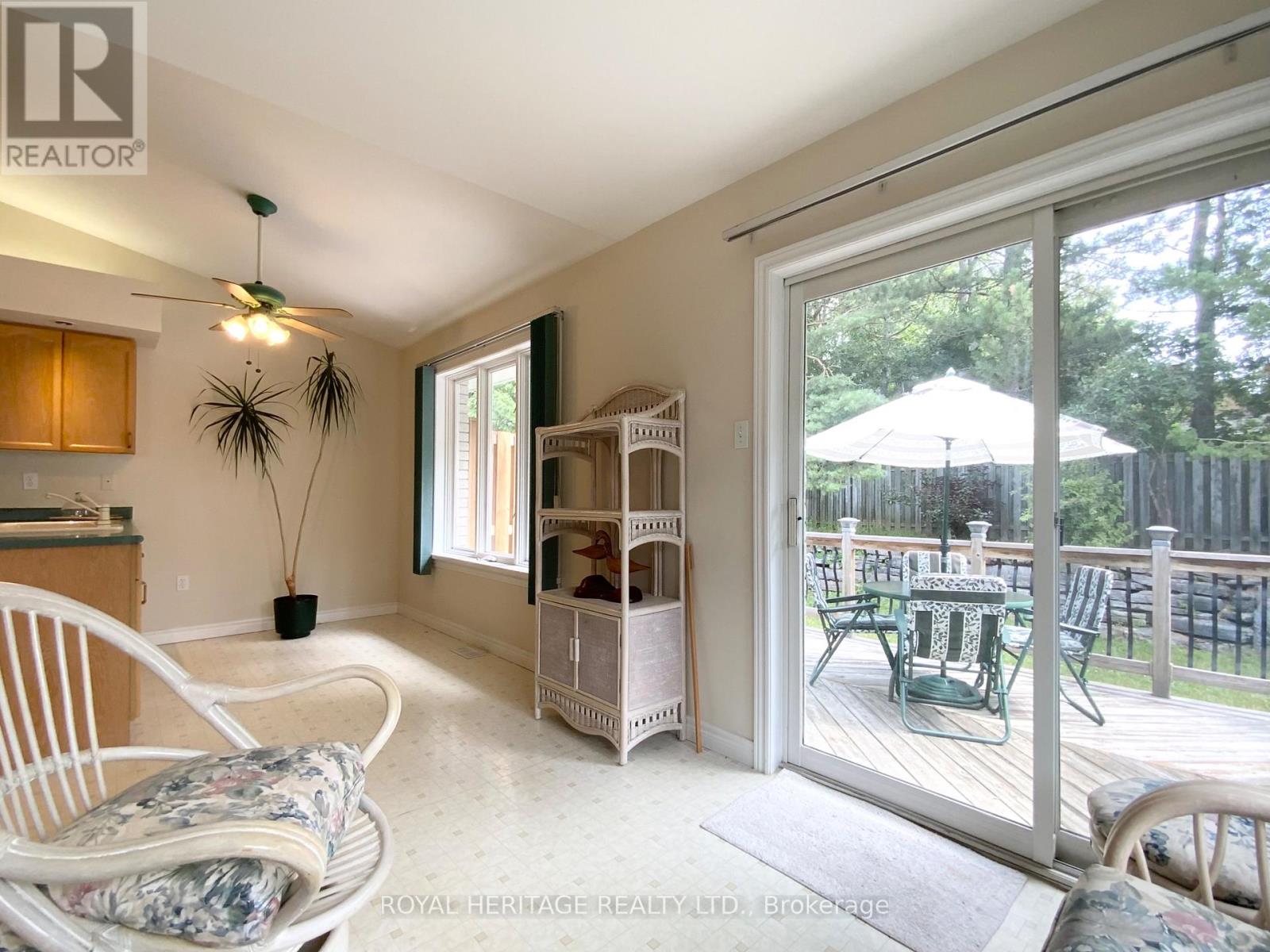 25 HILLVIEW DRIVE - Image 10