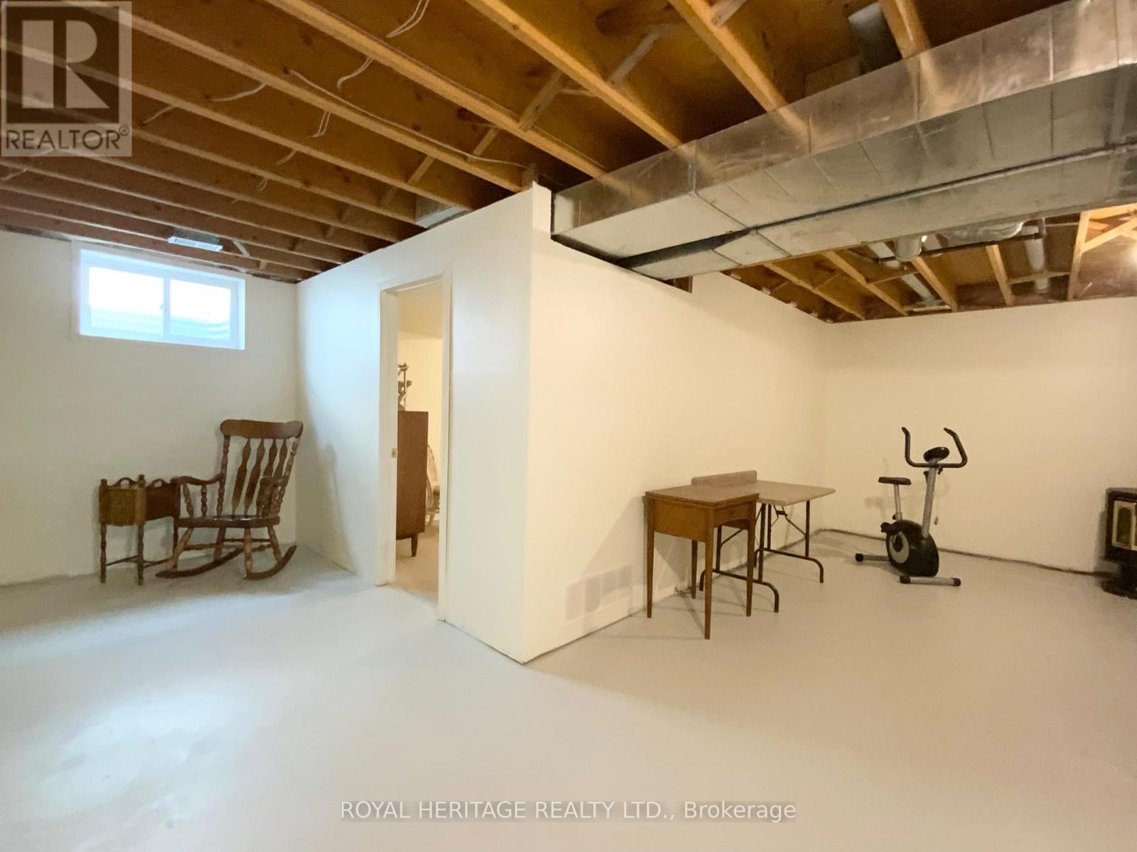 25 HILLVIEW DRIVE - Image 23