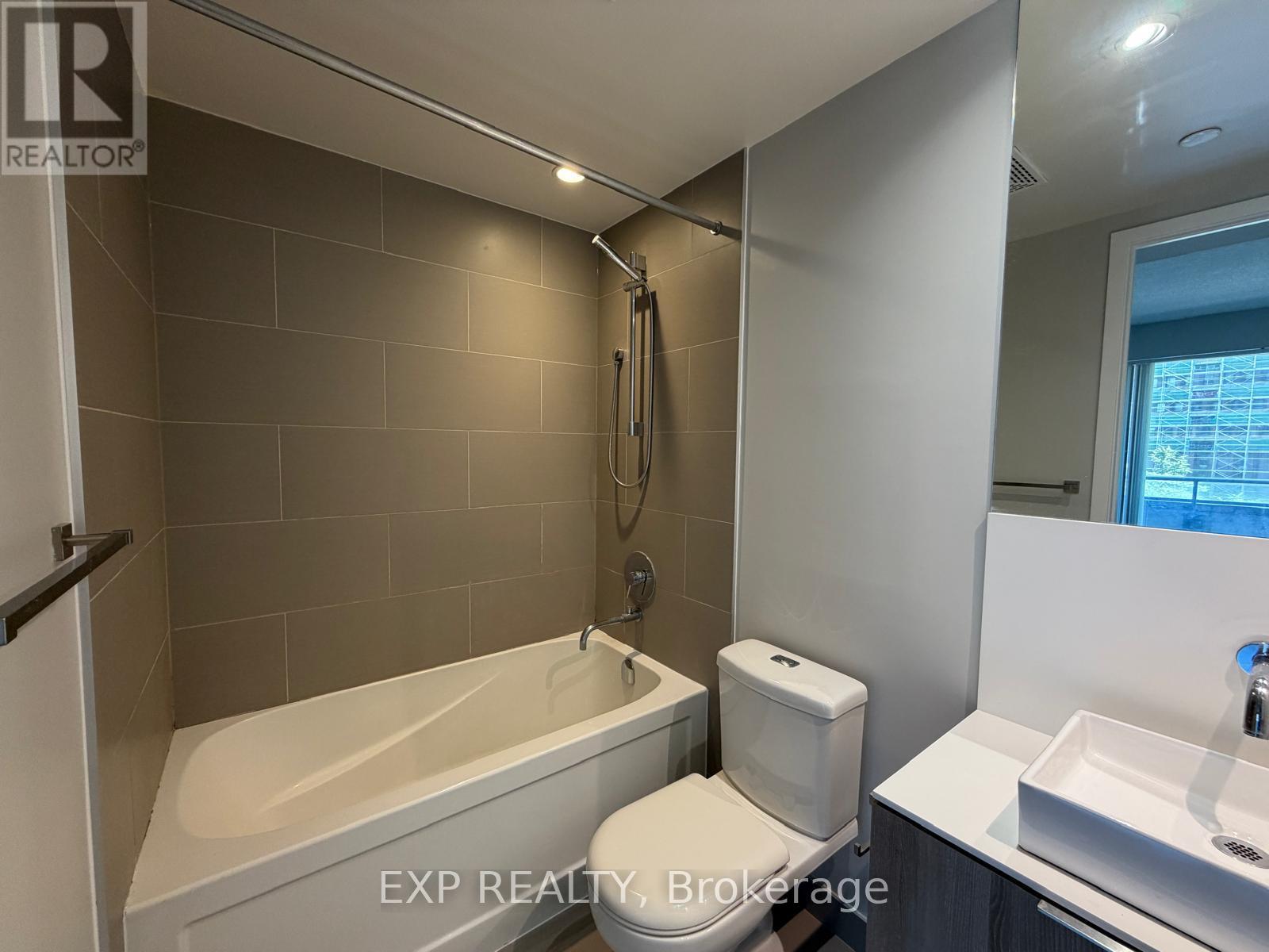 #512 159 DUNDAS STREET E - 25