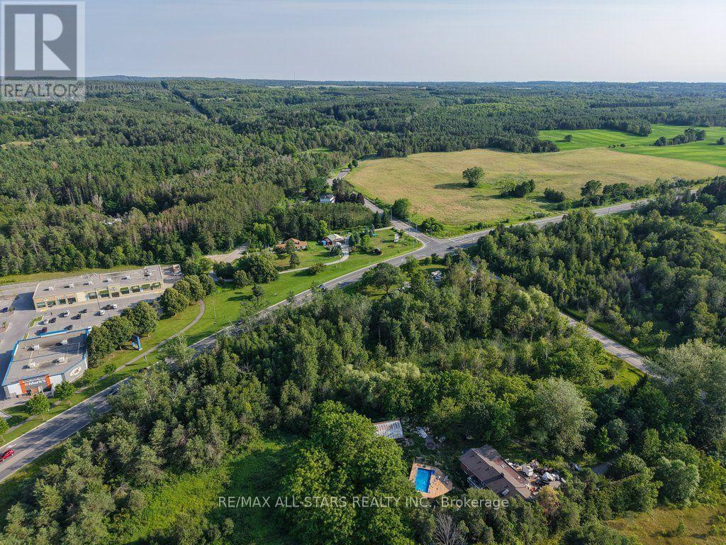 6059 6TH CONCESSION - 43