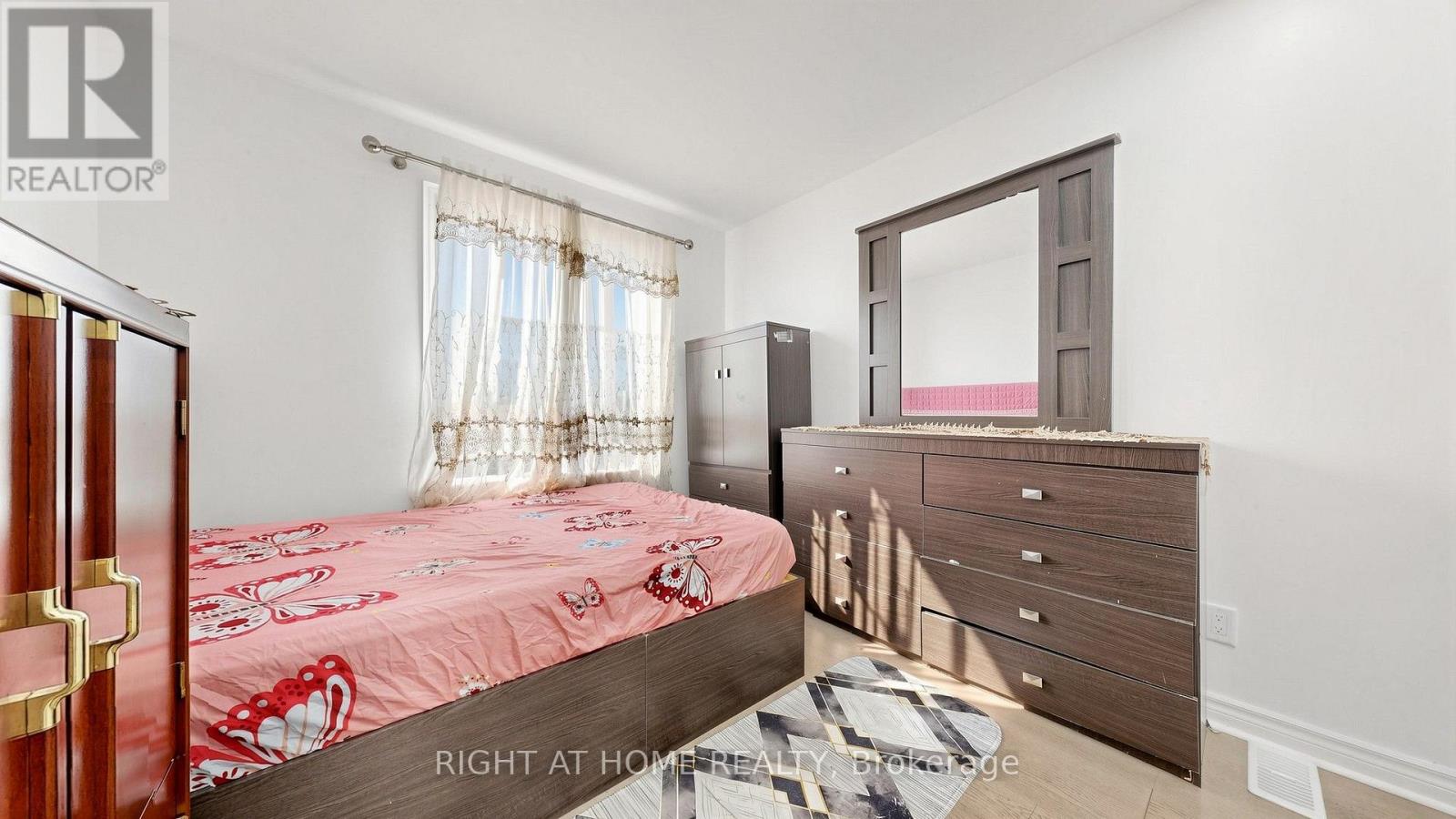 22 BRIGHAM COURT - 22