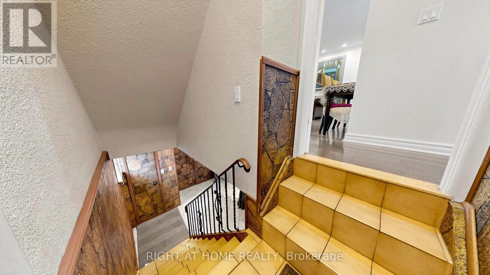 22 BRIGHAM COURT - 23