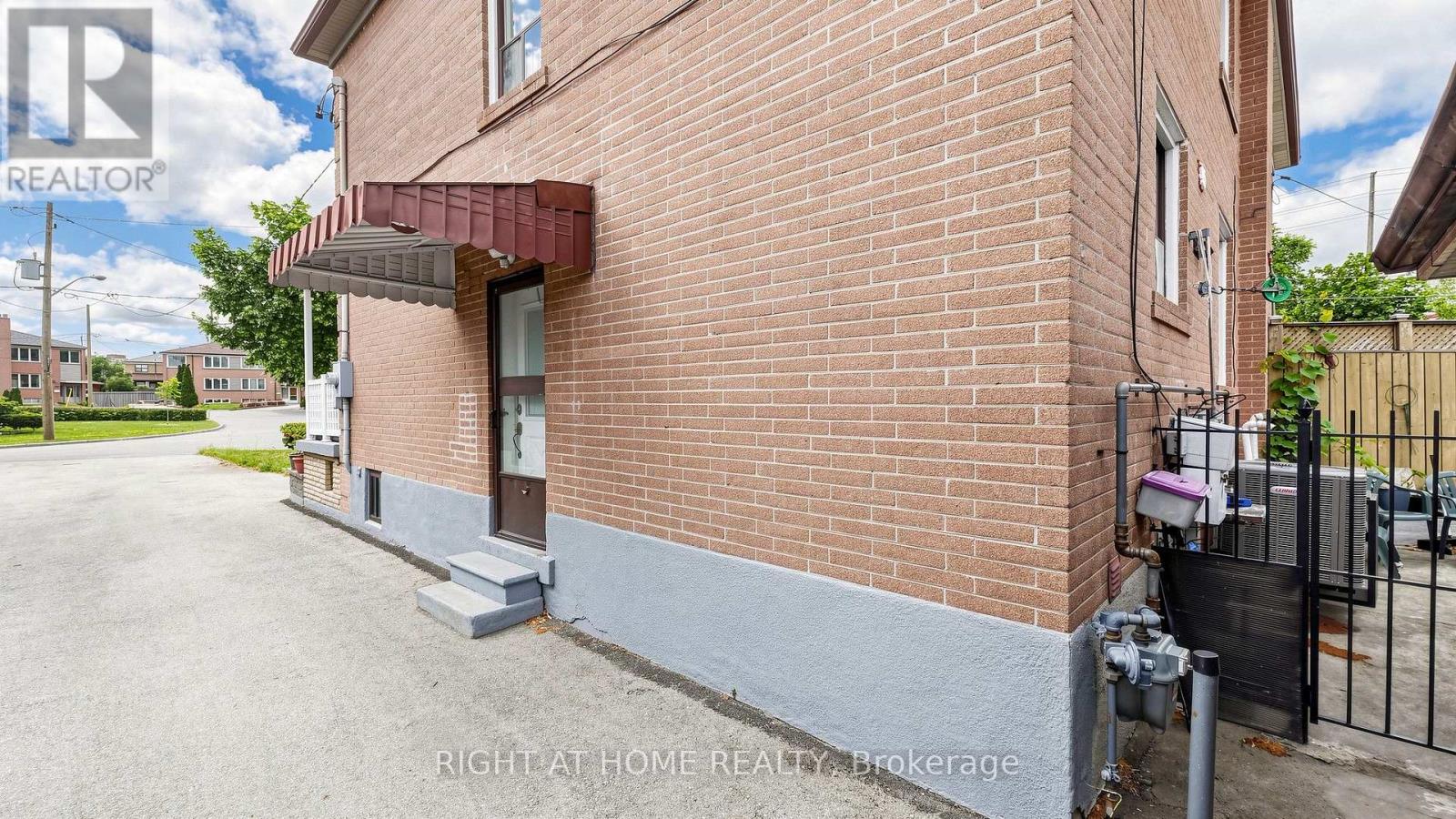 22 BRIGHAM COURT - 35