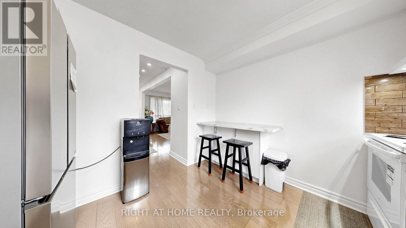 22 BRIGHAM COURT - 8