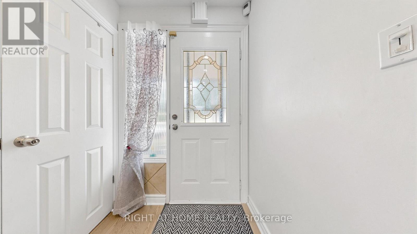 22 BRIGHAM COURT - 9